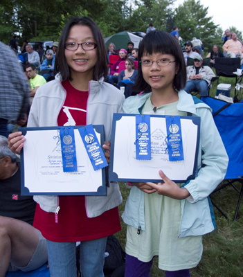 Stellafane award winners Amiee and Claire Chang