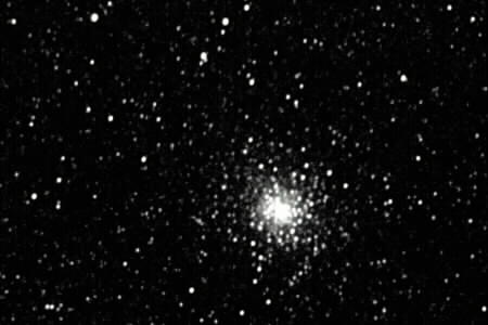 M 28 Cluster in Sagittarious by Leo Taylor
Meade 2080 SCT, SBIG ST-7E, f/6.3 reducer
