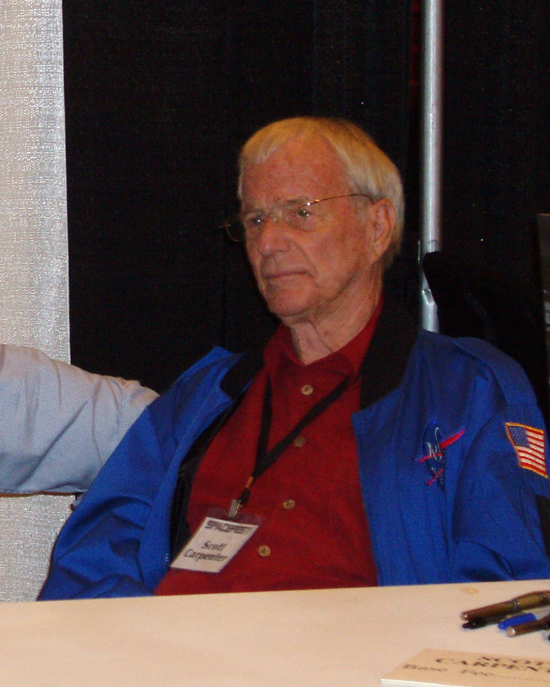 Photo by Rich Bohner
This is Scott Carpenter at "Space Fest"
in Mesa, Arizona on August 17th, 2007.
