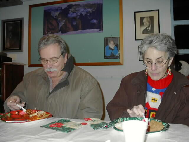 ASNH Solstice Party 2003 taken by Eleanor And�jar
Paul Hyndman, Pat Carruthers
