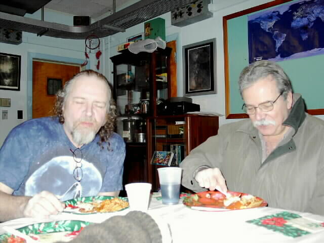 ASNH Solstice Party 2003 taken by Eleanor And�jar
Bob Carruthers, Paul Hyndman
