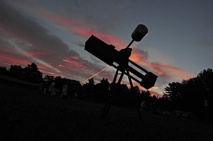 Photo by Alan Chaniewski
Day break on the scope field Siunday morning.
