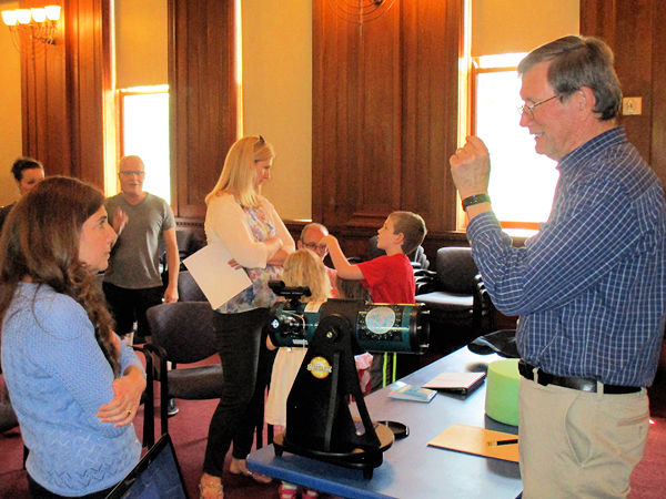 Jim Mazur Speaking to the Blackstone Library
Photo by Laurie Averill.

ASNH loans a telescope to Library which signs it out to townspeople.

